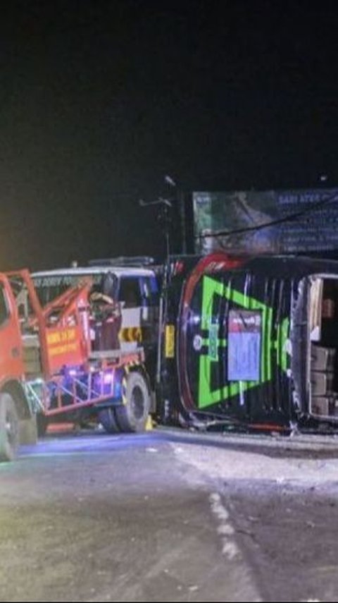 34 Ambulans dan Mobil Jenazah Dikirim Pemkot Depok Bantu Korban Kecelakaan Bus SMK Lingga Kencana