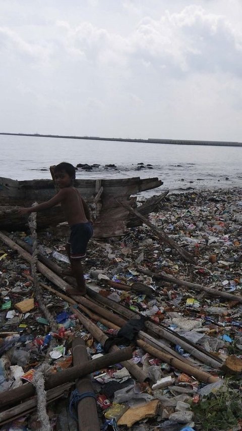 Heru Budi Ingin DLH DKI Tiru Singapura, Sampah Jakarta Bisa Dikelola di Laut atau Teluk