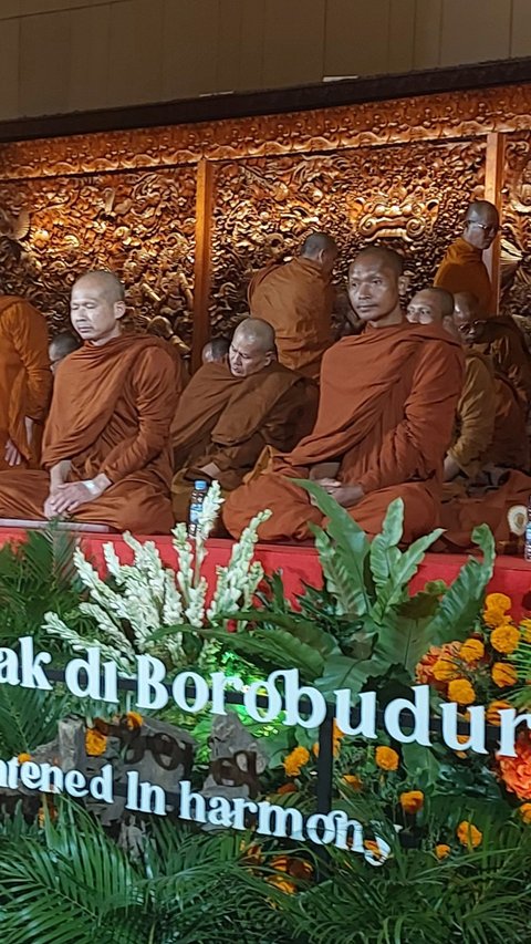 Alasan 40 Bhikkhu Jalan Kaki dari TMII ke Borobudur