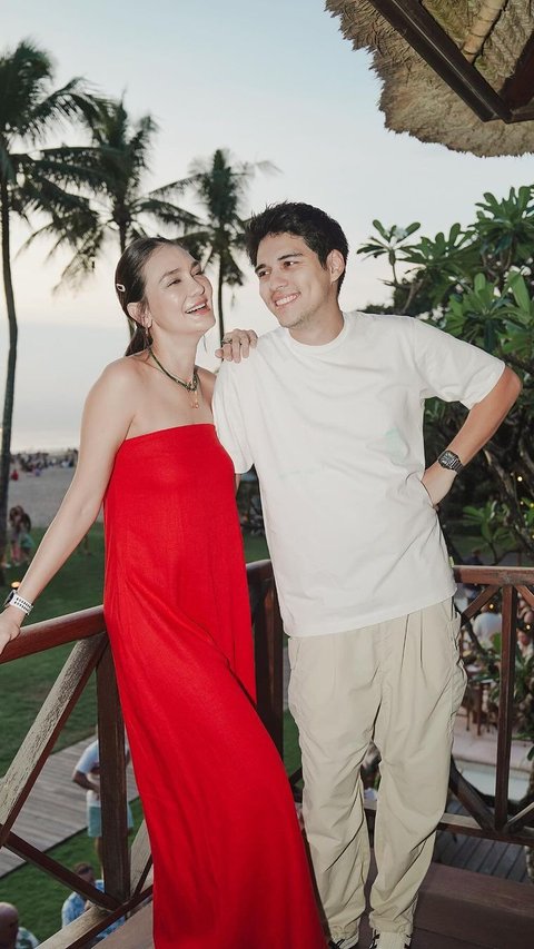 This is What Makes Maxime Bouttier Flutter with Luna Maya