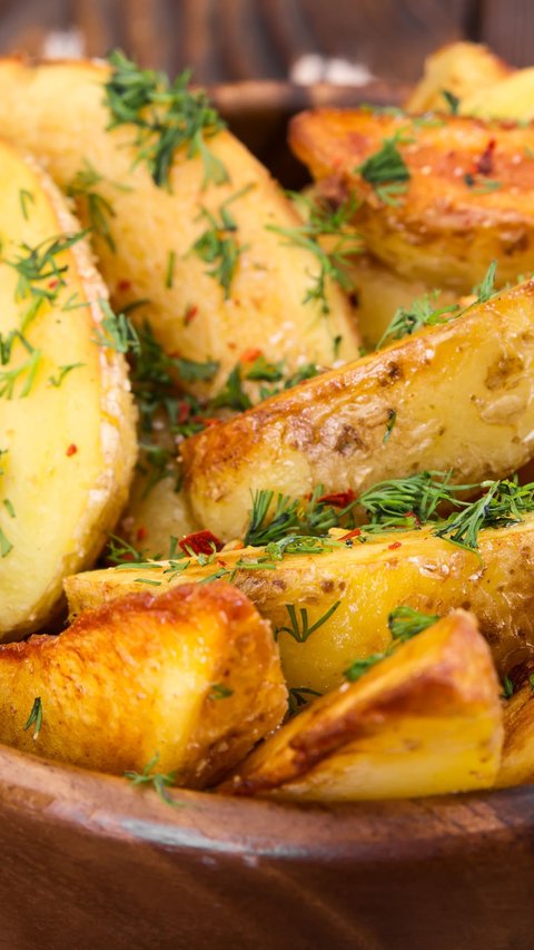 Santap Camilan Sehat Saat Diet dengan Potato Wedges Rendah Kalori