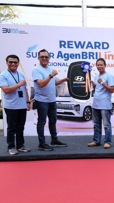 BRI Bagikan Mobil untuk Agen BRILink Berprestasi di Yogyakarta