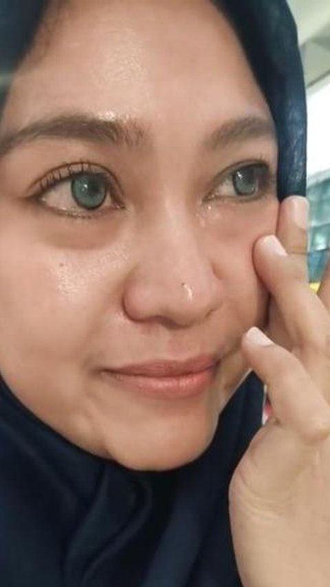 Pekerja Migran Indonesia Ini Langsung Menangis Haru Setelah Dengar Azan Saat di Bandara Soetta, Alasannya Bikin Terenyuh