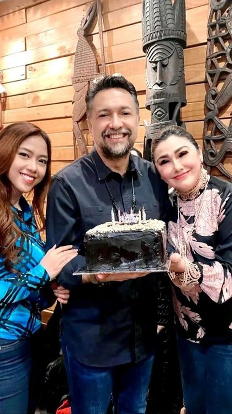 Sama Sekali Tak Tersorot, Potret Cantik Nicole Christy Anak Angkat Ari Sihasale dan Nia Zulkarnaen yang Beranjak Dewasa