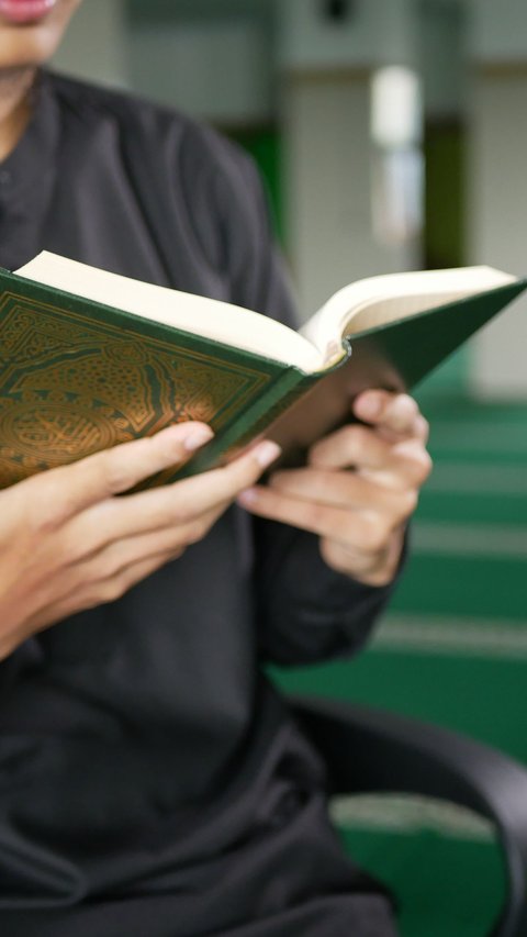 The Greatness of the Virtues of Surah Al-Fil, a Guide to Fight Oppression