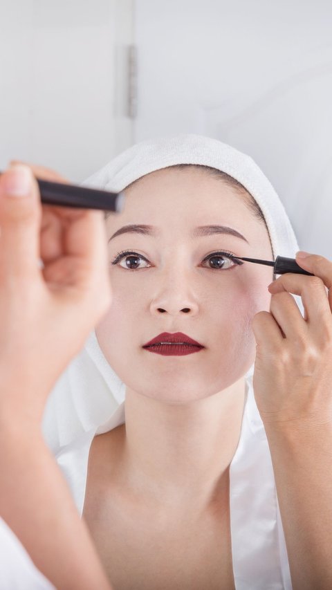Difficult to Make Wing Liner? Try These 3 Steps
