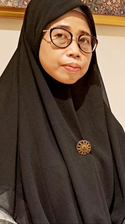 Putri Sulung Ini Bekerja di Malaysia Selama 25 Tahun untuk Membayar Biaya Haji Ayahnya