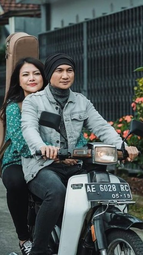 Now Just a Memory, 8 Intimate Portraits of Anji Manji and Wina Natalia Before Filing for Divorce