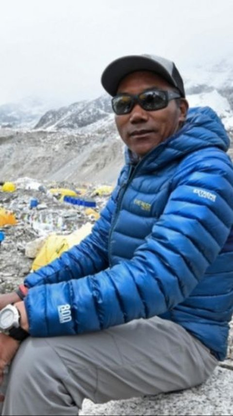 Breaking the Record Again! Nepalese Climber Rita Sherpa Reaches Everest Peak 30 Times