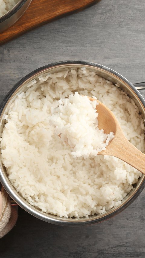 Tips Buat Nasi Kering di Rice Cooker Jadi Kembali Pulen, Cukup Tambahkan 1 Bahan Ini