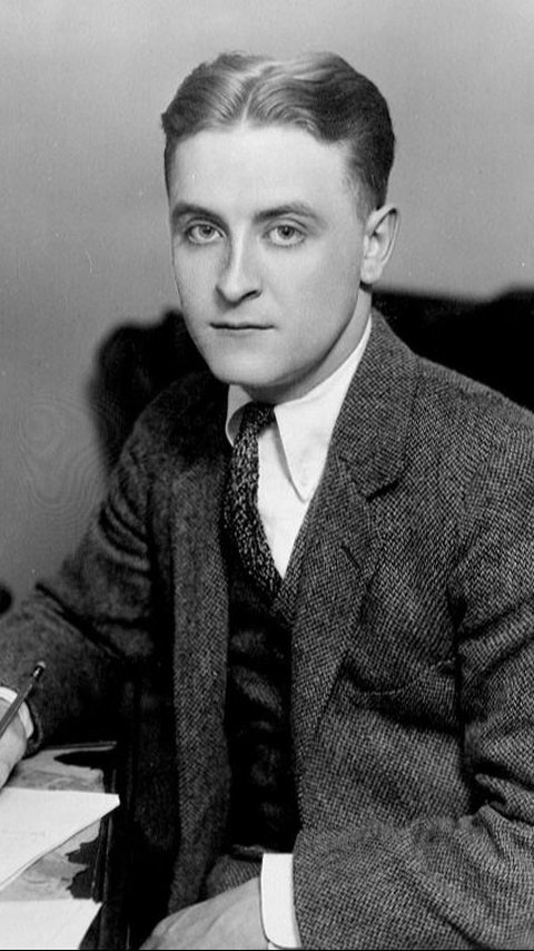 F. Scott Fitzgerald Quotes: 45 Memorable Words From The Great Gatsby Author