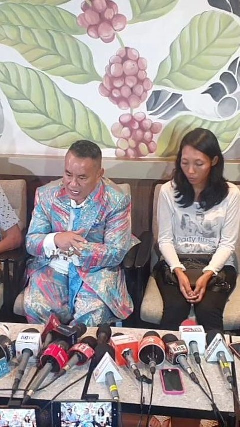 Hotman Paris Heran Ayah Eky Tak Mau Berkomunikasi dengan Pengacara Vina Cirebon: 
