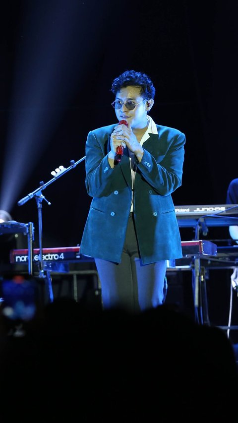 Ardhito Pramono's Performance at Java Jazz 2024, Bringing a New Song from Roadtrip, Making the Audience Drift Away