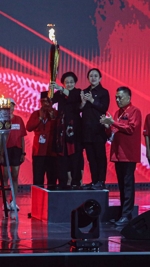 Megawati Singgung Puan Nangis di Rakernas: Enggak Perlu Cengeng Lah