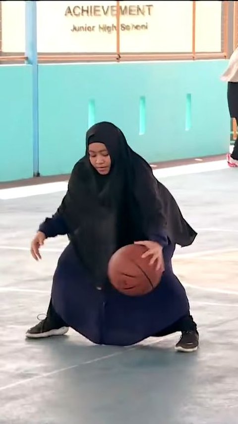 Kenalan dengan Komunitas Sofia Basketball Muslimah di Tangerang Selatan, Buktikan Perempuan Berhijab Bisa Tetap Aktif