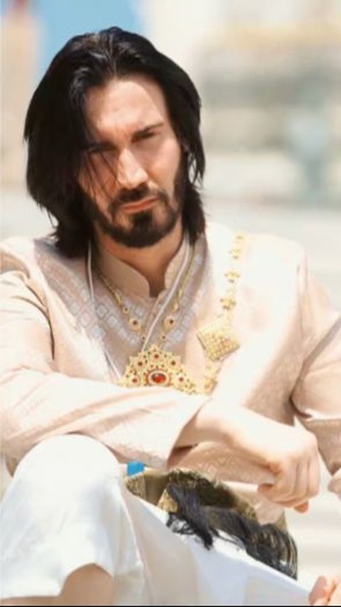 Man Looks Like Keanu Reeves Went Viral Selling Cuttlefish in Thailand