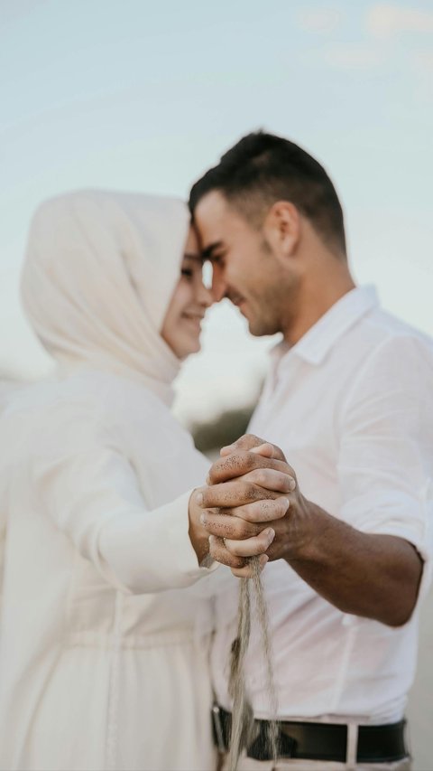 4 Prayers for Husband and Wife to Be Kept Away from Bad Things, Important to Practice in Daily Life