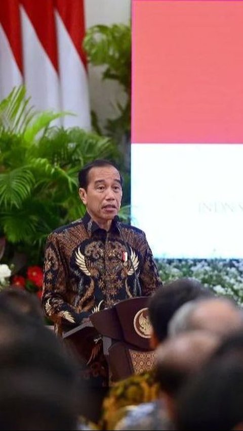 Jokowi Takziah ke Rumah Duka Syarifah Salma Istri Habib Luthfi di Pekalongan
