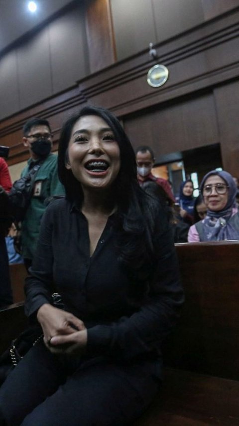 Jadi Saksi Sidang SYL, Nayunda Nabila kena Tegur Hakim: Jangan Ketawa Saudara