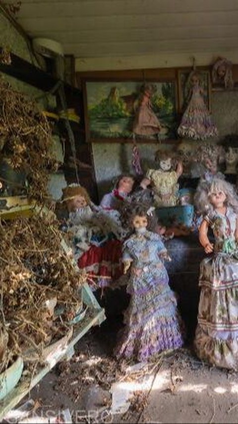Horror Story: CCTV Installer Falls Ill After Installing in Abandoned House Filled with Dolls and Paintings, Owner's Child Possessed Twice
