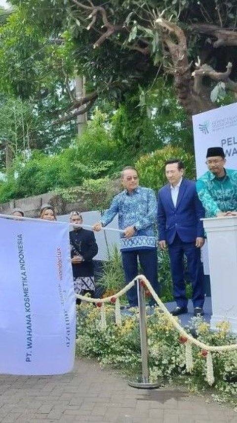 Kemendag Lepas Ekspor Perdana Kosmetik dari Sidoarjo Rp23,25 Miliar ke Malaysia