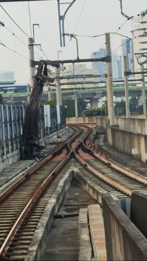 MRT: Tak Ada Korban usai Insiden Besi Crane Jatuh di Dekat Gedung Kejagung