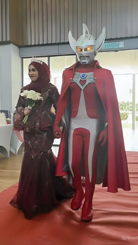 Viral Wedding, Groom Wears Ultraman Costume: 'My Wife Knows How Important This is in My Life'