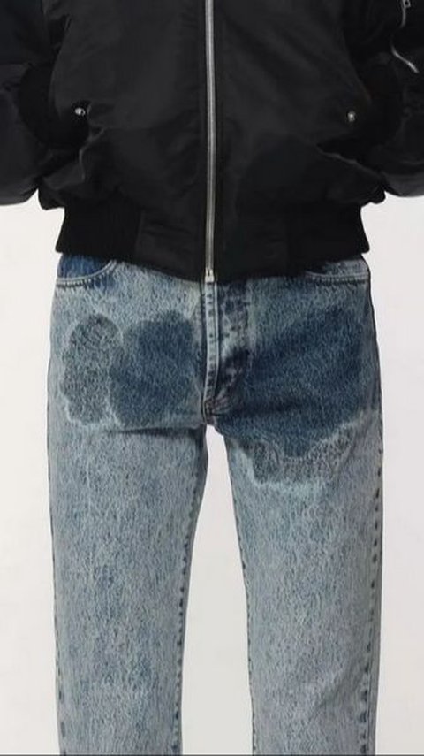 These Jordanluca Jeans with Pee Stains Sold for US$811