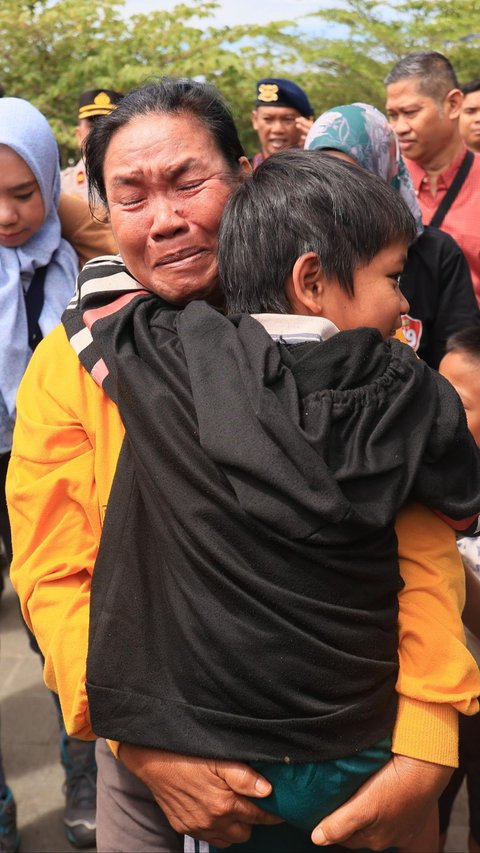 Tim SAR Temukan Anak Korban Banjir Bandang di Luwu, Satu Orang Masih Pencarian