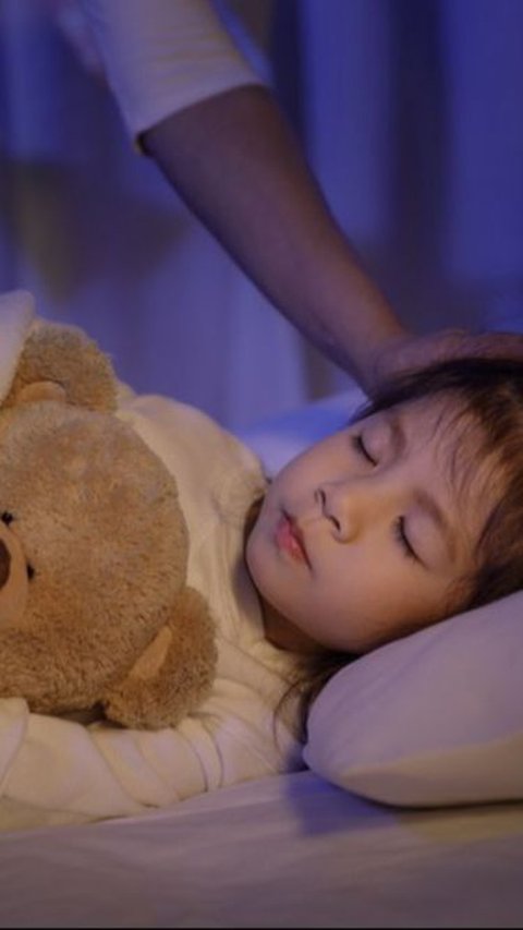 10 Cara Menciptakan Rutinitas Malam yang Ideal untuk Anak Tidur