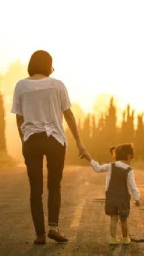 My Daughter Quotes: Heartwarming Phrases That Will Melt Your Heart