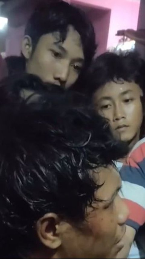 Viral Pelaku Curanmor di Jakarta Utara Video Call Ibunya saat Tertangkap Warga, Curi Perhatian