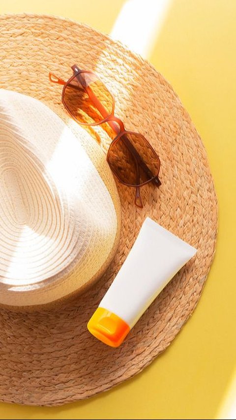 10 Rekomendasi Sunscreen yang Mengandung Niacinamide Terbaik Edisi 2024