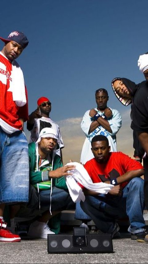 Wu-Tang Clan's Rare and Most Expensive Album of All Time Plays to the Public for the First Time