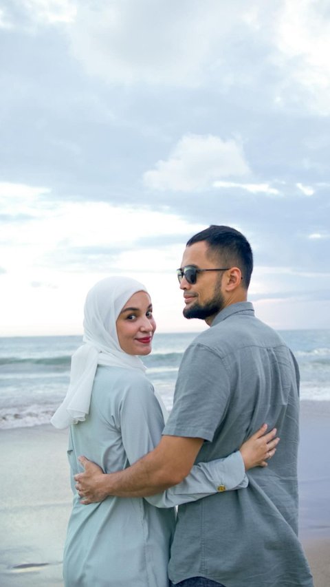 Portrait of Shireen Sungkar & Teuku Wisnu's Luxury House, The Kitchen Area Becomes the Highlight