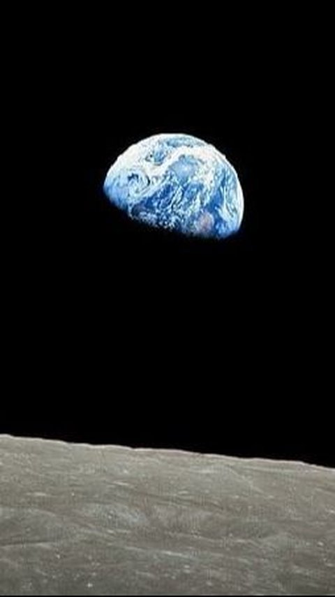Astronot NASA yang Potret Bumi dari Bulan Meninggal dalam Kecelakaan Pesawat
