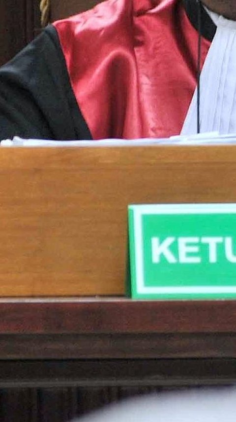 Hakim Ancam Advokat Perempuan di PN Padang