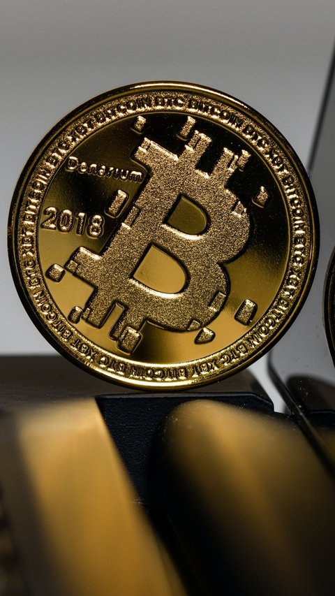 Investor Institusi dan Ritel Makin Tertarik Pada Bitcoin, Ini Buktinya