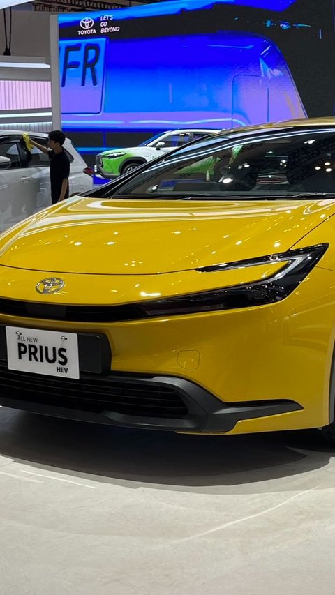 Toyota Bocorkan akan meluncurkan 2 model baru di GIIAS 2024, menunjukkan kemungkinan adanya Prius terbaru!