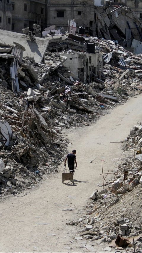 FOTO: Serangan Israel Hancurkan Setengah Bangunan di Gaza: Kerugian Tembus Rp652 Triliun, Butuh 80 Tahun untuk Perbaikan