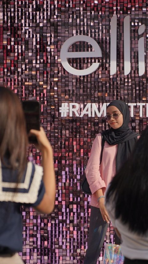 Hadir di Universitas Sumatera Utara, Ellips Shine Sister Ajak Mahasiswa Tampil Percaya Diri dengan #RambutTetapMuda
