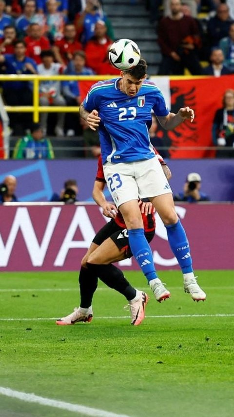 FOTO: Sempat Kebobolan di Awal Laga Grup B Euro 2024, Balasan Dua Gol Italia Bikin Albania Bertekuk Lutut