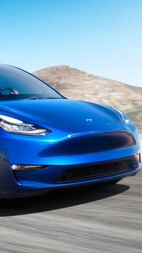 Pada tahun 2023, Tesla Model Y menjadi mobil terlaris setelah berhasil mengalahkan Toyota dan Honda.
