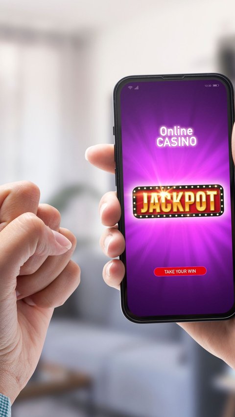 PPATK: Online Gambling Players Dominated by Students and Housewives, Spending Rp100,000 a Day
