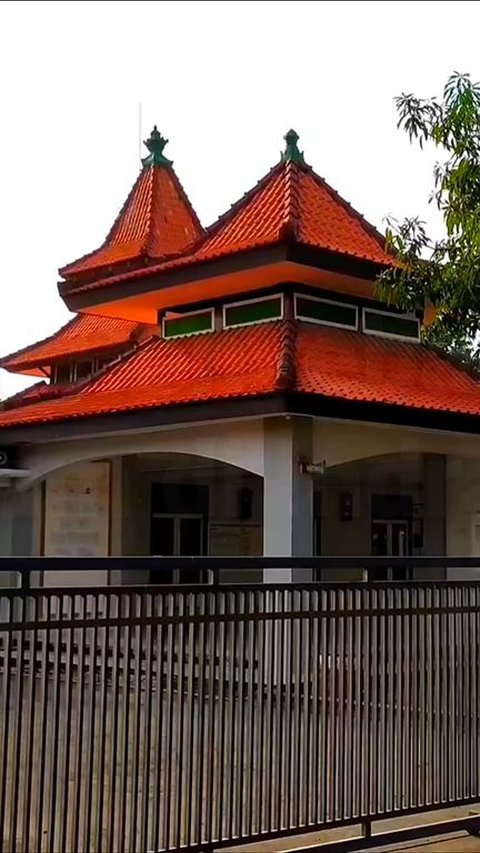 Miliki Desain Khas Hindu, Masjid Pusaka Baiturrahmah Jadi Titik Awal Peradaban Islam di Indramayu