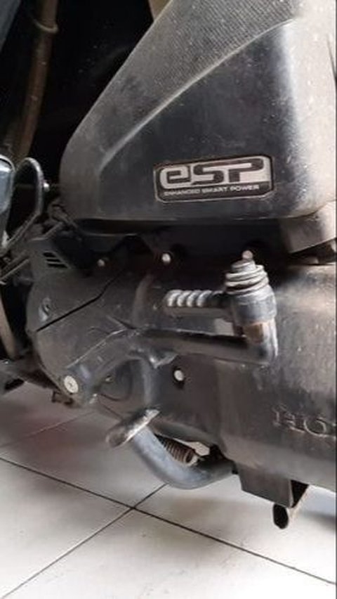 Tidak banyak yang tahu bahwa penyebab motor baru tidak memiliki kick starter.