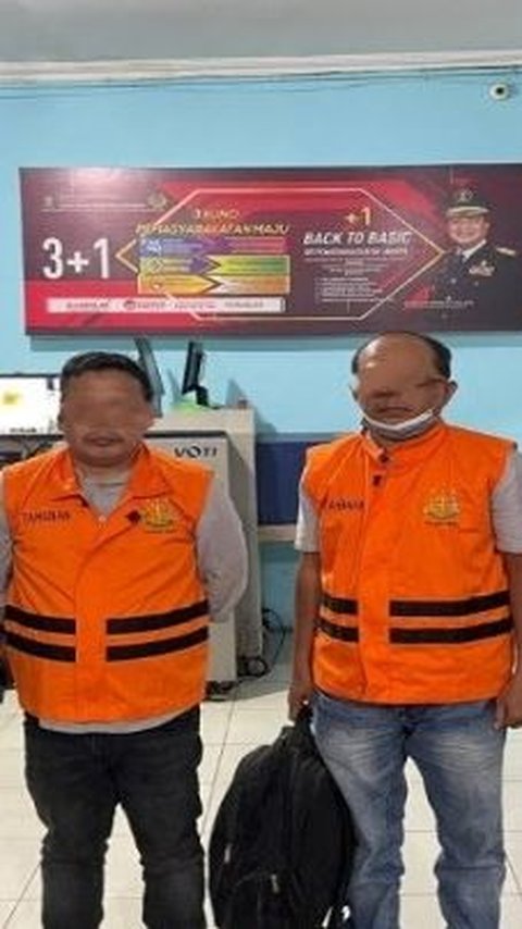 Kejari Indragiri Hilir Tahan 2 Tersangka Korupsi Proyek Peningkatan Jalan Pramuka