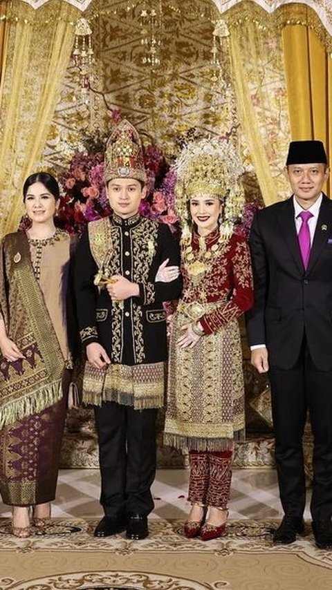 Cantik dan Anggun, ini Deretan Foto Annisa Pohan saat Hadir di Acara Pernikahan Beby Tsabina & Rizky Natakusumah