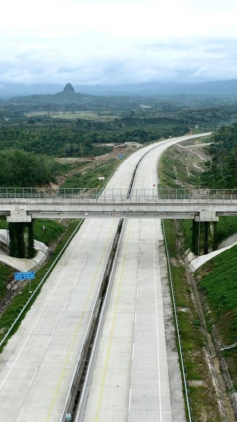 Panjang Jalan Tol Trans Sumatera Capai 614 Km, Hutama Karya: Keselamatan Berkendara Jadi Aspek Krusial