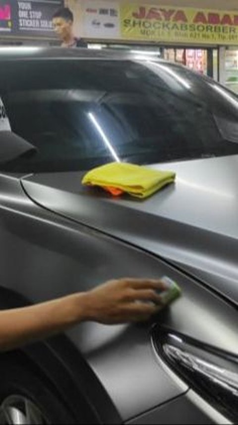 Mencuci mobil yang dilapisi coating bisa menyebabkan kerusakan jika dilakukan dengan salah.